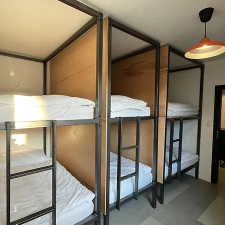 Vibe Station Loft By Zazi Hostel Bratislava