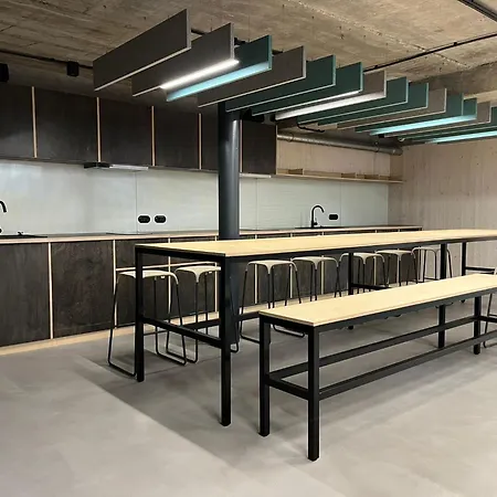 Vibe Station Loft By Zazi Hostel
