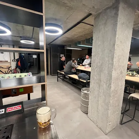 Vibe Station Loft By Zazi Hostel *