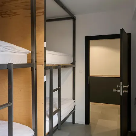 Vibe Station Loft By Zazi Hostel