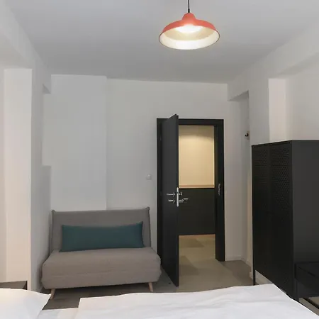 Vibe Station Loft By Zazi Hostel