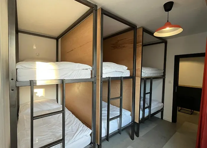 Vibe Loft Free Drink Daily By Zazi Hostel Bratislava