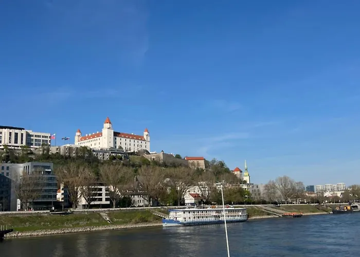 Vibe Loft Free Drink Daily By Zazi Bratislava