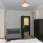 Vibe Loft Free Drink Daily By Zazi Hostel