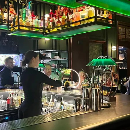 Vibe Loft Free Drink Daily By Zazi Albergue *