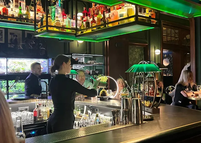 Vibe Loft Free Drink Daily By Zazi Hostel *